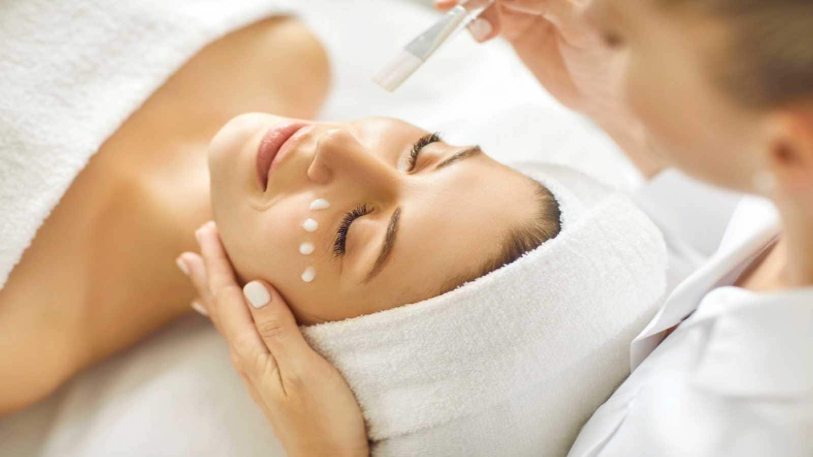 Is skin fatigue real? Know how this change in weather drains your glow Is skin fatigue real? Know how this change in weather drains your glow