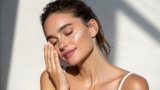 Sweat-proof moisturizers for dry skin that work wonders in summer heat